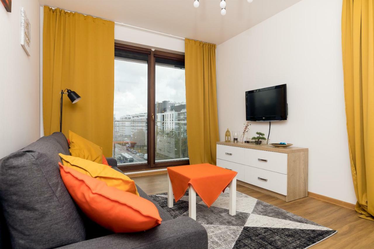 Wola Business Apartments Варшава Екстер'єр фото